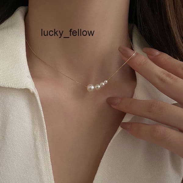 Light Luxury Simple Pearl Necklace for Women French Elegant Niche High-end Princess Lady Temperament Collarbone Chain Choker