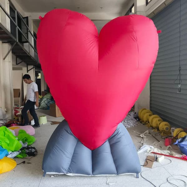 Fashion Inflatable Red Heart with Black Base Valentine's Day Decoration For Outdoor Wedding Party