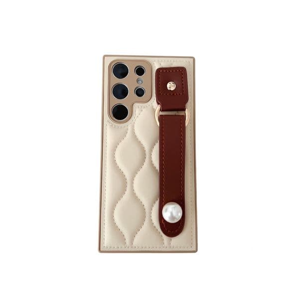 Suitable for S26 Ultra wristband skin-feel phone case, creative Samsung A17 simple women's model A56 protective cover