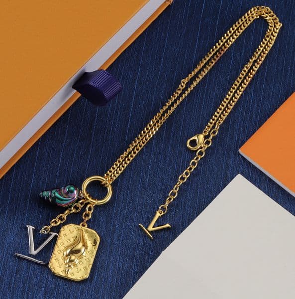 Classic Crystal Flower Pendant Designer Necklace Brass Copper Letter Choker Chain Necklaces for Women Wedding Party High Quality Jewelry Accessories
