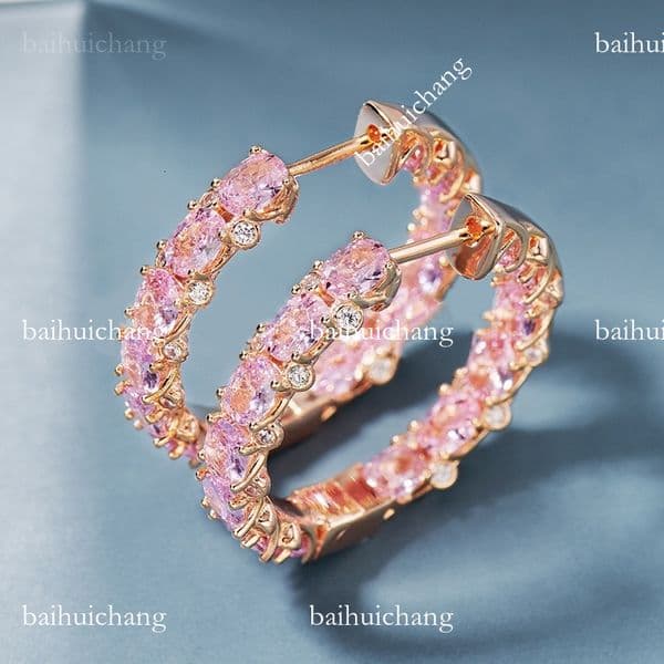 A Pair of Elegant And Exquisite Rainbow-Colored Hoop Earrings, a Fashionable And Versatile Gift for My Wife This Christmas