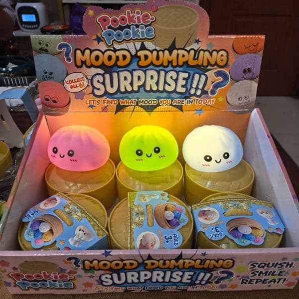 In stock simulation expression dumplings decompression toys with lights small night lights wholesale in stock by air