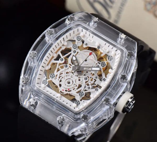 New Luxurious men's three-hand automatic mechanical watch, a top European brand, with a stylish and sporty casual style. A luxurious watch that makes an excellent