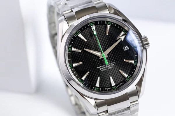 2026 AAAAA VS Luxury men's watch mechanical 150 220.10 series Designers Automatic SUPERCLONE white 41mm 8500 8900 Ceramic Mechanical Men Watches luminous 327b