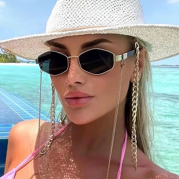 High Quality Vintage Diamond-Shaped High-End for Women New European and American Internet Celebrity Sun Protection Street Style with Chain Fashion Sunglasses