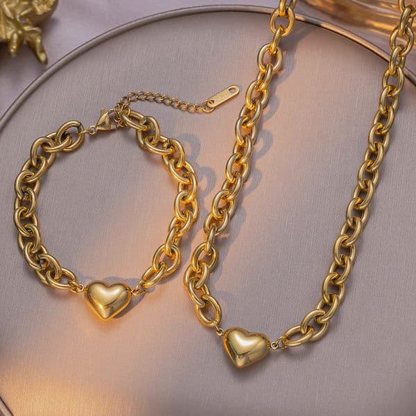 Necklace And INS Style New Fashion Heart Titanium Steel Necklace For Women High-End Luxury Cuban Thick Chain Set Non-Fading Necklace