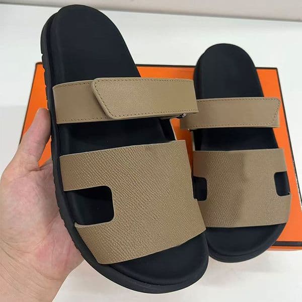 sleek design suede Chypre sandal comfortable calfskin insole Casual Summer men womens Luxury Chypre Sandals slippers rubber sole adjustable strap
