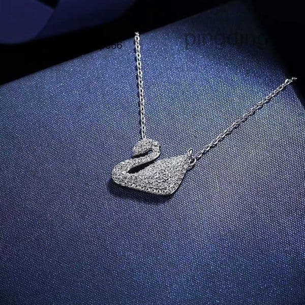 Fashion Womens Beating heart Dia Pendant Necklace 14K Gold Swan designer necklace INS Style Necklace emotional Gift Jewelry for Women Express Their Love