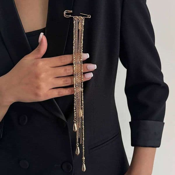 2026 Exaggerated Long Tassel Metal Brooch for Women Handmade Multi-Layer Chain Waterdrop Pendent Needle Clothing Decorat