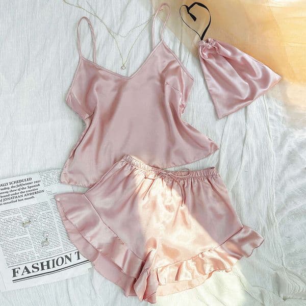 Fashionable ice silk pajamas for women, summer sexy camisole, shorts, three-piece set, thin women's home wear nightdress
