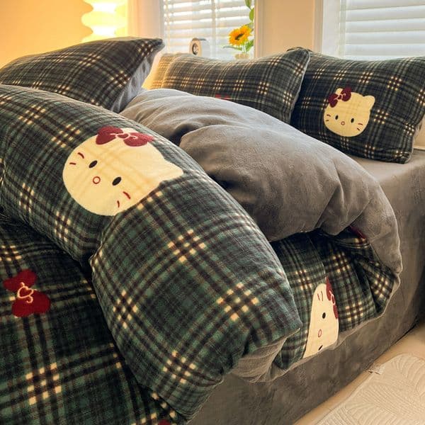 Class A Naked Sleeping Milk Four Piece Winter Thickened Baby Velvet Bed Sheet and Duvet Cover Three Piece Set Nantong Bedding