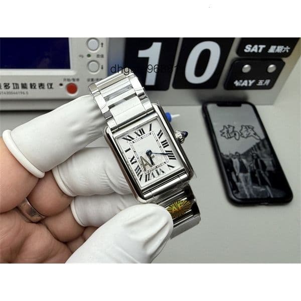 Top quality tanks watch womens mens watch super clone watches swiss quartz movement designer watch sapphire glass 22mm 25.5mm with box WKEO