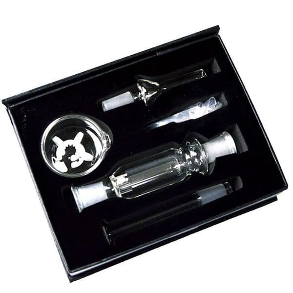 Enhance Your Sesh: Premium Quality Elegantly Designed Borosilicate Glass Pipe