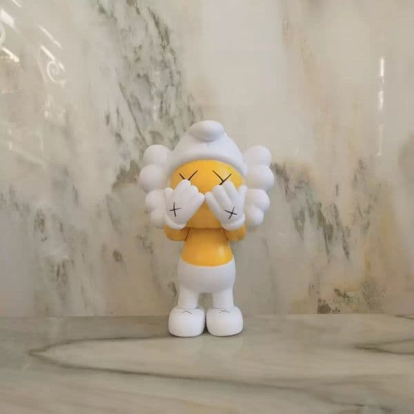 Cute Animated Character Figurines: Perfect Souvenirs & Room Accents