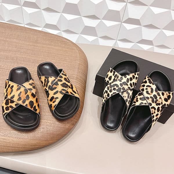 Designer Slides Women Leopard Sandals Beach Slider Suede Animal Print Buckle Flat Slippers Elodie Cross Lug Sandal 1038