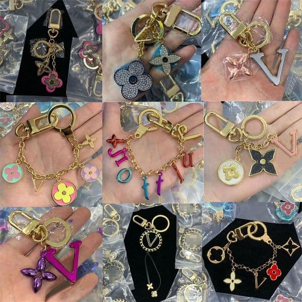 Designer Keychain Men Women Car Keyring Lovers Keychain Bag Charms Lettered Key Chains Unisex Bag Charm Car Key Holders