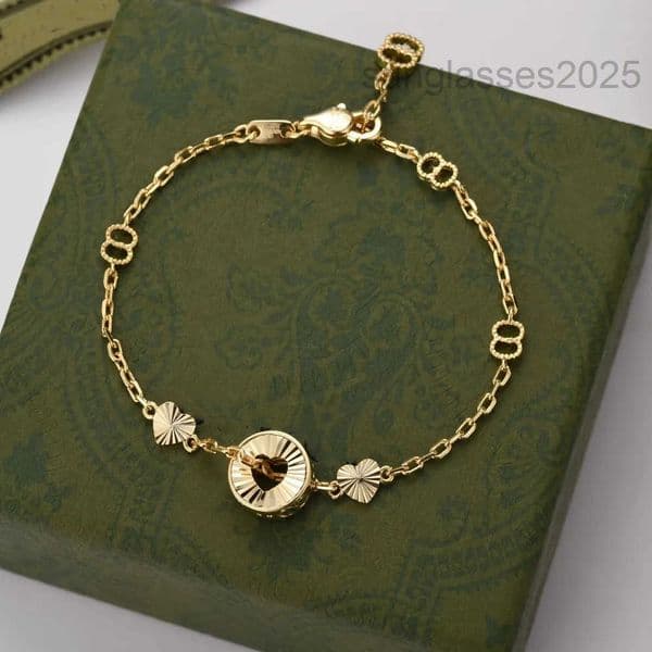 New Designer Charm Bracelet Chain S925 Silver Plated Star Gift Butterfly Bracelets Top Chains Fashion Jewelry Supply