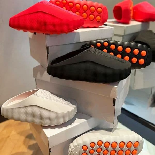 colorful Fashion Desginer Mind 001 Slides Mind001 Slippers Soft Rubber Sandals Comfortable Mules Clog Men Women Beach Shoes Black Red Bone Light Smoke Grey 1049