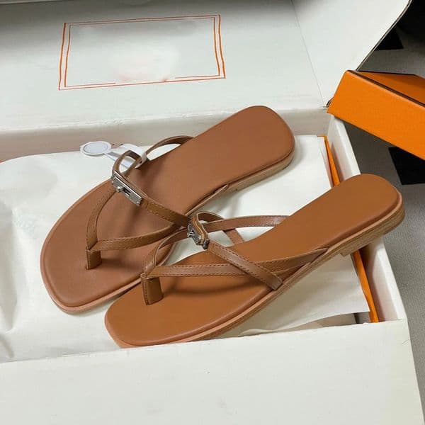Designer Sandals Sandales Summer Daily Wear Women Miss Sandals Flats Calfskin Leather Palladium-plated Buckle Flip Flop Top Brand Lady Beach Slide Walking EU35-43