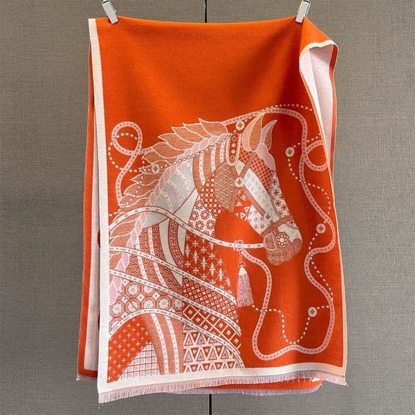 Elegant Horse Pattern Imitation Cashmere Scarf Warm Winter Shawl Multi Use Office Blanket Decorative Equine Throw 185x65cm