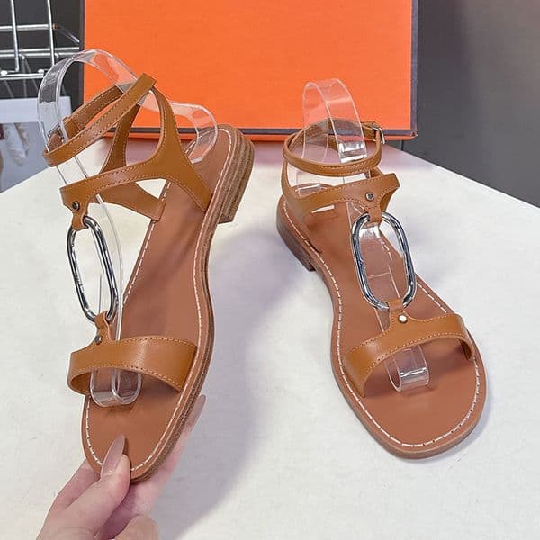 Designer women calf leather sandals luxury brand Lady flat sandals deep natural color leather last edge metal shoe buckle outdoor vacation Lady sandals