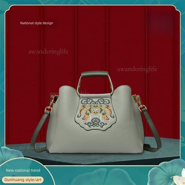 2026 Dunhuang Cultural And Creative Luxury Women's Embroidery Handbag Fashion Large Capacity Chinese Bridal Bag Daily Leisure Mom Single Shoulder Crossbody Bag