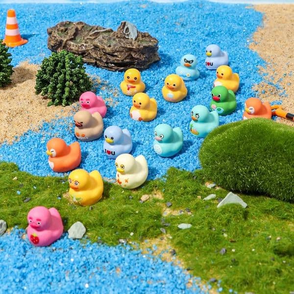 Bestseller 40/20PCS Mini Resin Ducks Figurines Christmas Valentine Gift For Fairy Garden Home Desk Decor ddmytues
