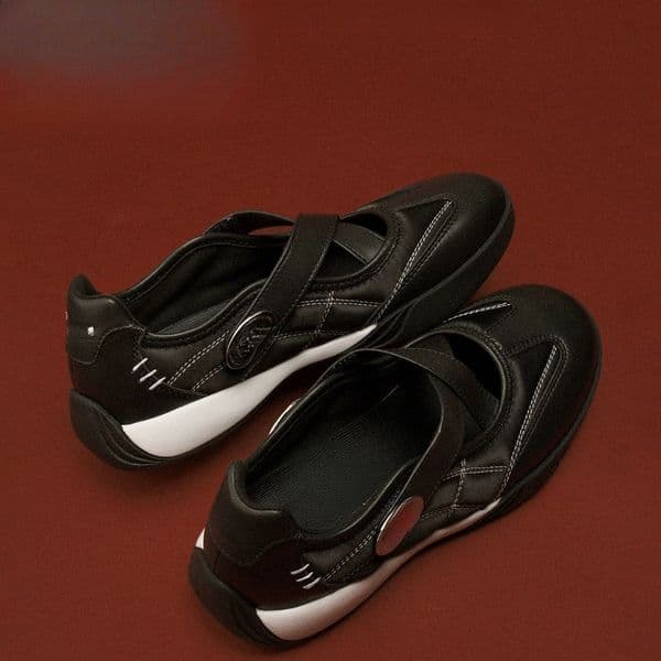 2026 new model Designer shoes fashionable new Mary Jane retro sports soft soled casual flat shoes comfortable casual shoes fashionable women s shoes