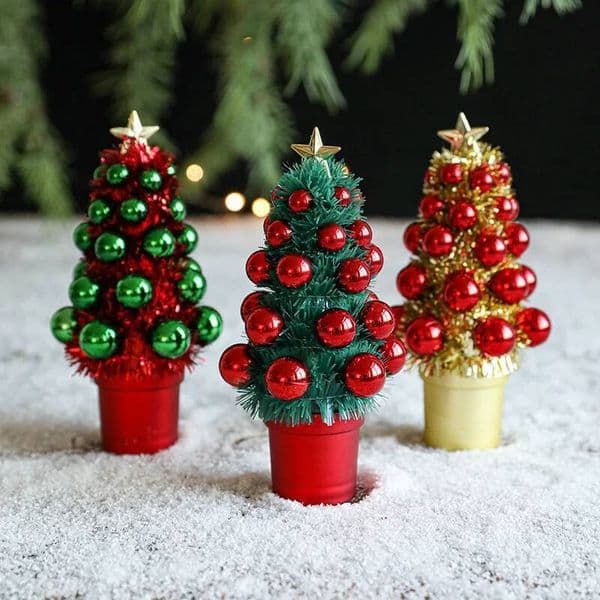 Bestseller Funny Ornaments Ice Cream Cone Style Mini Tree Desktop Crafts Christmas Party Scene Props Gift Home Decor ddmytues