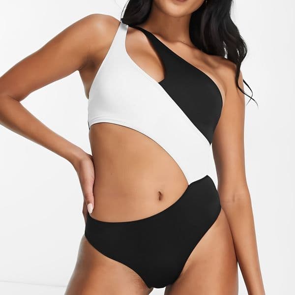 2024 New One-Piece Black and White Patchwork Contrast Hollow Swimsuit Sexy Women's Bikini