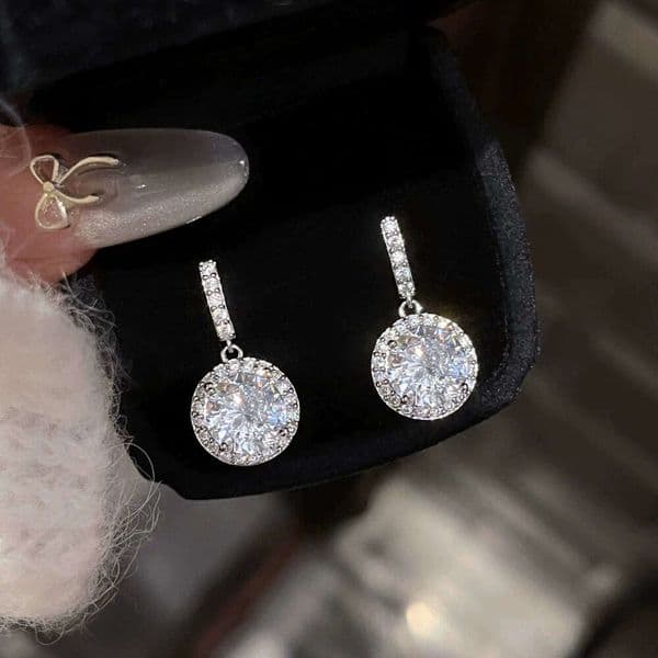 Designer Jewelry Luxury Jewelry Korean Japanese Super Shiny Zircon High-End Women, Exquisite And Light Luxury, Suitable For Commuting, Versatile Stud Earrings, Ni