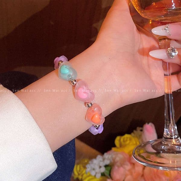 Designer Jewelry Luxury Jewelry Candy-Colored Heart For Women, 2026 New Model, Light Luxury Niche High-End Dopamine Versatile Bracelet
