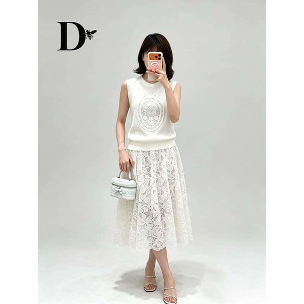 Designer Light Blue Knit Top, Women Sleeveless Tank with Oval Lace Bow Applique, Casual Summer Knitwear Cross Neck Temperament