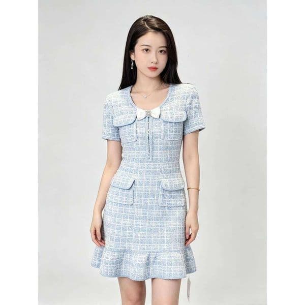 Designer Light Blue Tweed Knit Dress, Elegant Bow & Rhinestone Decor Short Sleeve Mermaid Hem Mini Dress Lightweight Travel