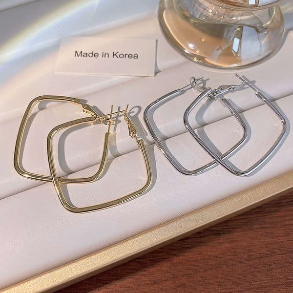 Designer Jewelry Luxury Jewelry Korean Dongdaemun Geometric Square Earrings, Simple And Minimalist Style, Smooth Metal Stud For Women, 925 Silver Needl