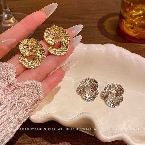 Designer Jewelry Luxury Jewelry European American Irregular Metal Texture Earrings For Women, Exaggerated Unique, High-End Style, Fashionable And Trendy Ear A