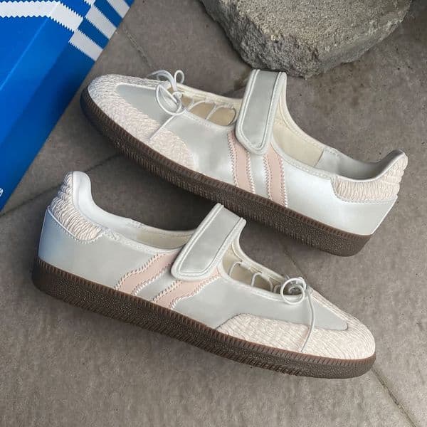 Jane sneakers designer Womens Mary casual shoes dressshoes ballet flats Loafers Scarlet White Black Gum Green women slip-on suede sandals trainers