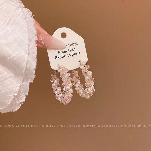 Designer Jewelry Luxury Jewelry High-End Light Luxury Circular Pearl For Women, 2026 New Model, Unique Design Earrings With A Niche Aesthetic