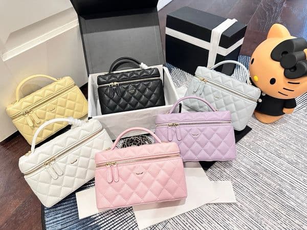 Hot Selling Fashion Women Bag New Arrival Elegant Box Bag Vintage Chain Versatile Clasp Shoulder Crossbody Bag Free Shipping