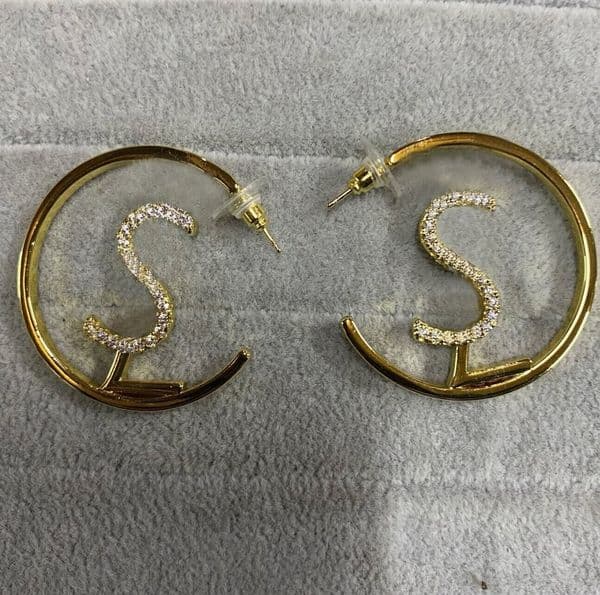 C266TA1 Hollow Circle Gold Plated Stud Earrings for Women Shiny Micro Paved Zircon Hoop Earrings Vintage Statement Ear Elegant Jewelry Trendy Accessories Fashion