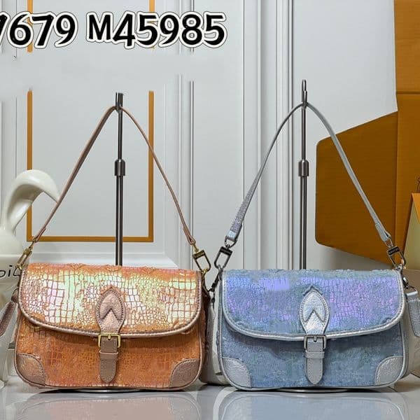 26SS New Relief Sculpture Messenger Bag Handbags Designers Crossbody Bag Shoulder Underarm Bag Womens Luxury Evening Bags Solid Color Cosmetic Bags Purses 24CM