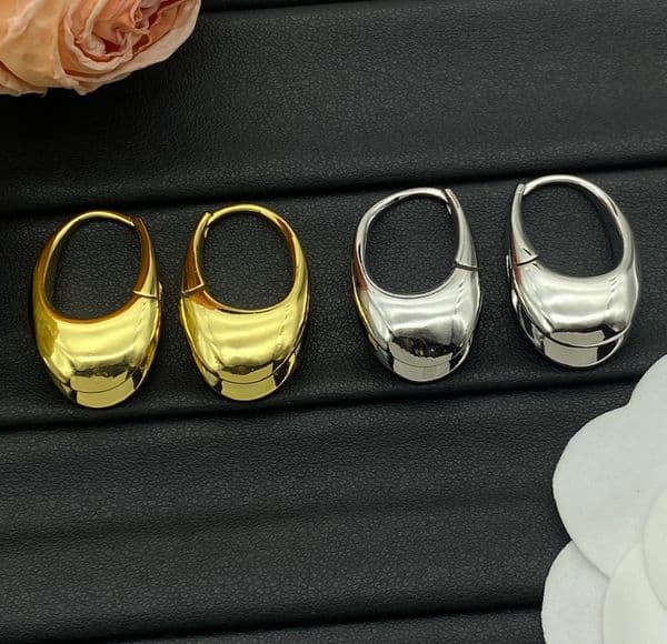 Simple Fashion Brand Huggie Hoop Earrings INS Famous Designer Dangle Earring Eardrop aretes orecchini Women Lady Wedding Party High Quality Jewelry Gift