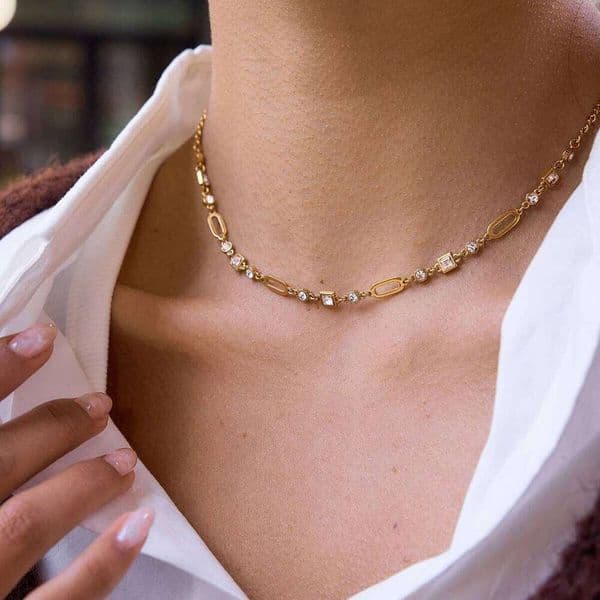Uworld Classic 18K PVD Plated Gold Color Stainless Steel Hollow Out Chain Necklace With White Rhinestone Waterproof Jewelry