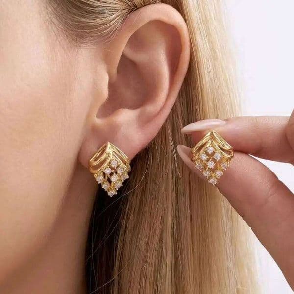 Exquisite Hollow Geometric Zircon Stud Earrings For Women Gold Plated Rhombus Layered Crystal Copper Earring Party Charm Jewelry