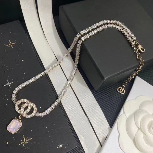 Classic Designer Necklace Brand Letter Collarbone chain pendant and diamond necklace Wedding Christm Festival Jewelry Gifts