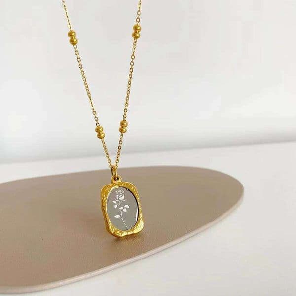 Stainless Steel Mirror Pendant Necklace For Women Gold Color Rose Flower Charm Neck Chain Party Retro Temperament Jewelry