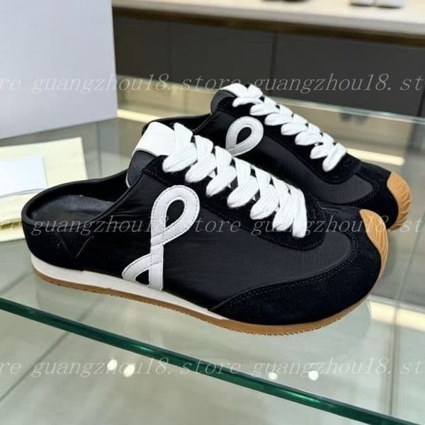 New Asymmetric Toe Leather Mesh Mule SneakersUnisex Retro Running Shoes with Detachable Heel for Daily & Casual Wear 35841