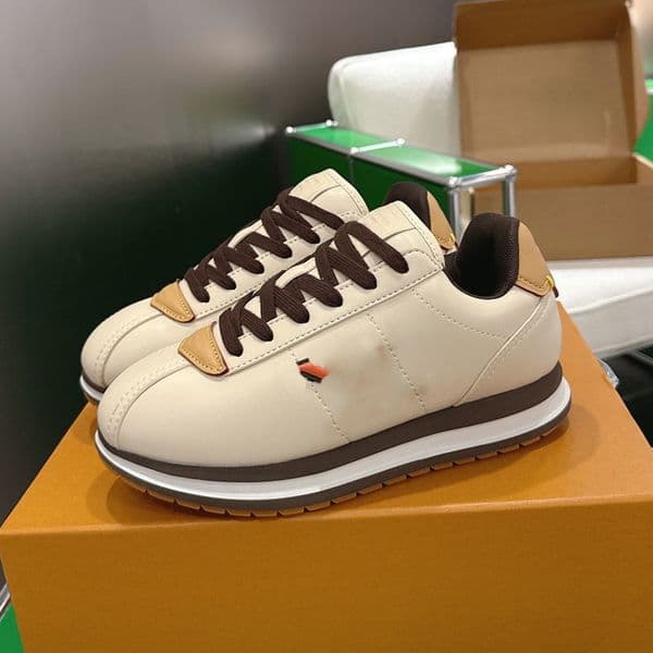 Women Platform Heels Sneakers Designer Cowhide Lace Up Dress Shoes Classic Cowhide Outdoor Leisure Shoes Luxury Sport Hiking Trainer Shoes Vintage Casual Shoes