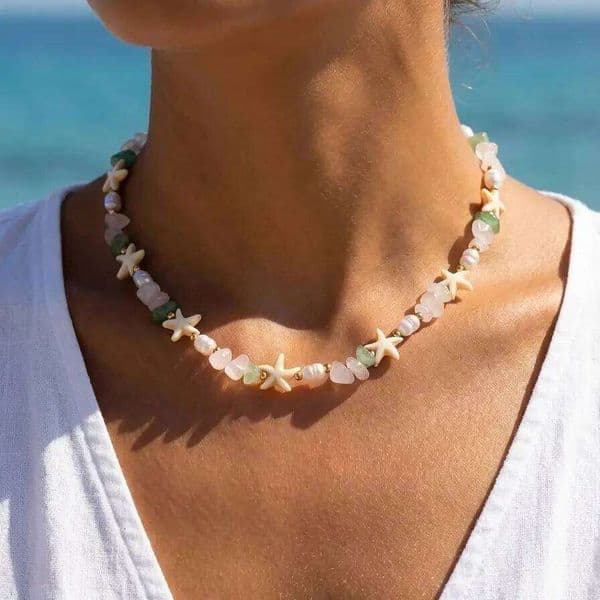 Trendy Colorful Irregular Gravel Beaded for Women Elegant Gold Color Starfish Charm Necklace Summer Jewelry
