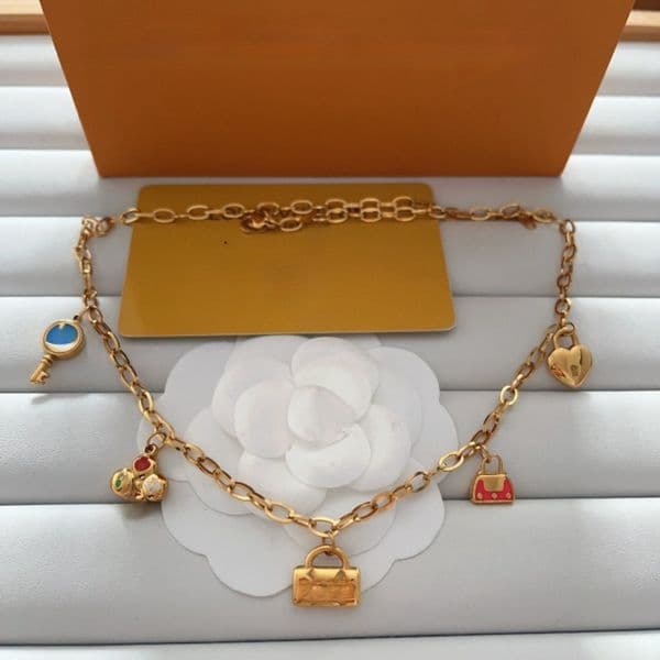 Necklace Pendant Necklace Classic Designer Women's Necklace 18K Gold and Silver Rose Board Agate Diamond Charm Necklace Valentine's Day Mother's Day Luxury Gift